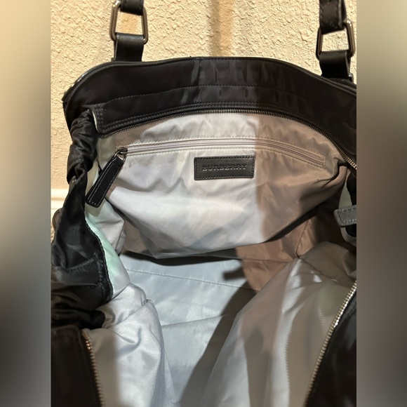 Burberry Black Nova Check Nylon and Leather Buckleigh Tote - Picture 4 of 7